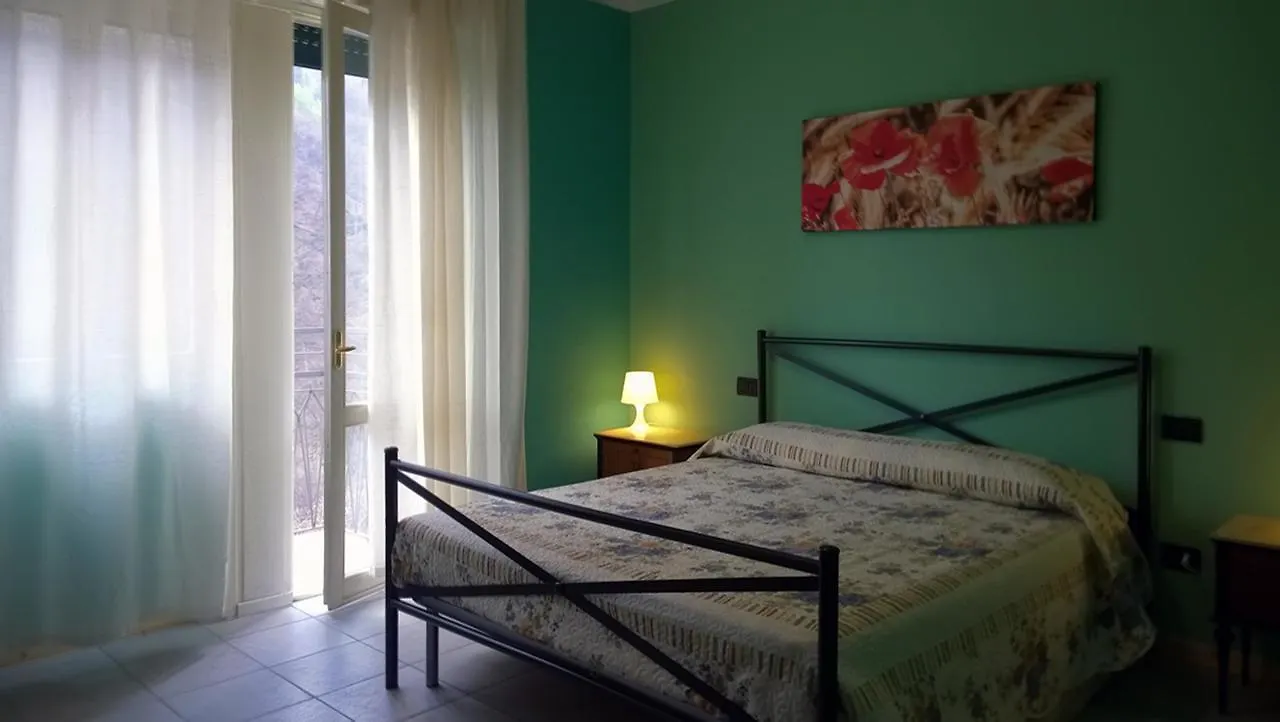 B&B Zia Maria Garzeno 3*,  Italy